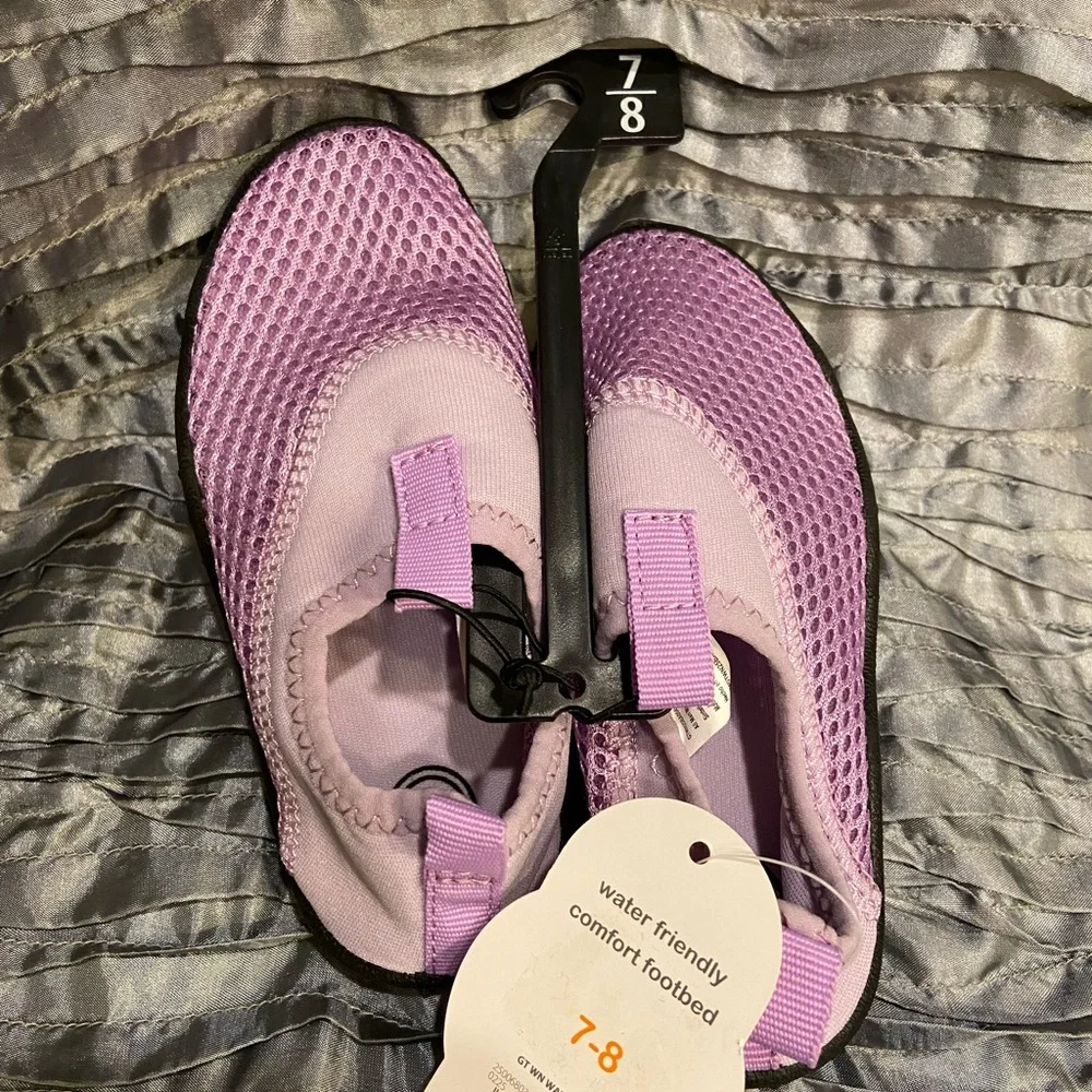 Wonder nation Purple Mesh Slip-On Water Shoes 7/8 toddler